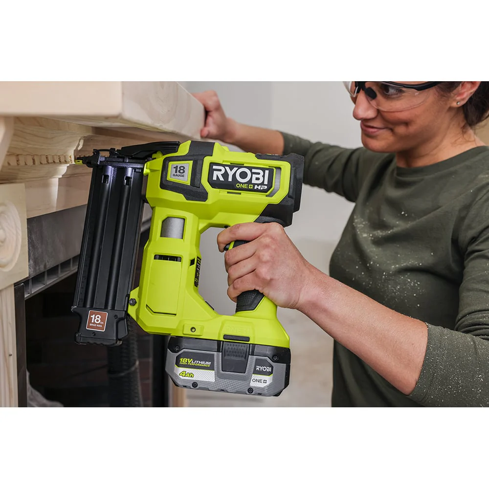 18V ONE+ HP Brushless AirStrike 18-Gauge Brad Nailer - Image 4