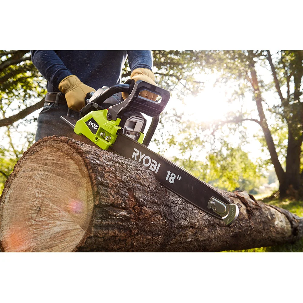 18" 37cc 2-Cycle Gas Chainsaw - Image 4
